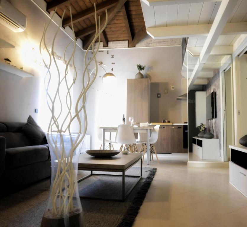Attico sul Mare in Marinagri Resort room 1