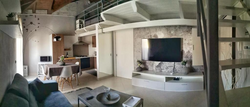 Attico sul Mare in Marinagri Resort room 3